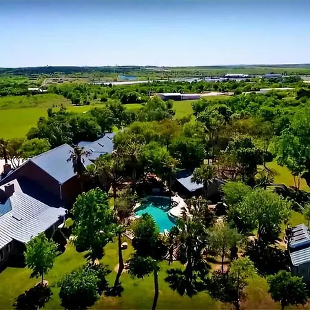 The Big Haus! - Texas Oasis Vila